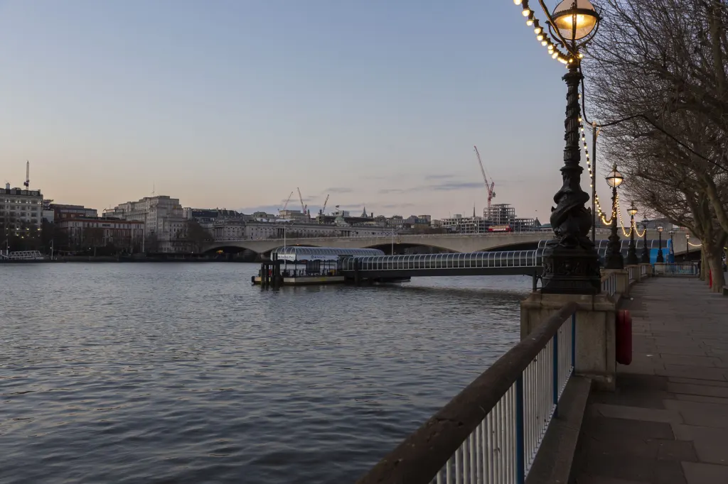 London Lockdown 2020 — documentary and landscape photograph in London, UK, frame 17 of 44.